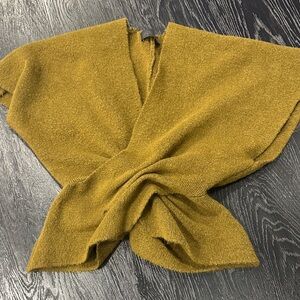 Zara green short sleeve Sweater with overlapping front